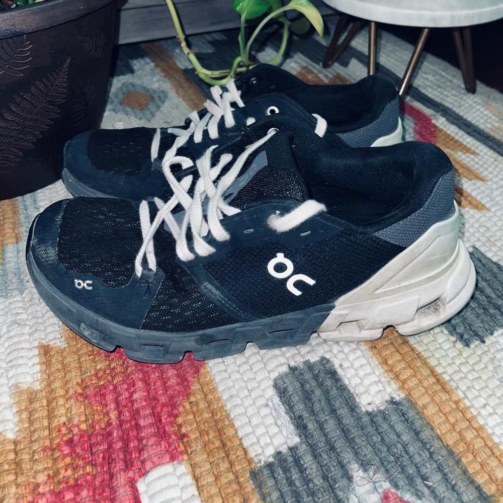 Women’s size 9.5